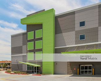 Photo 5 of Store Space Self Storage - 20523 Stone Oak Pkwy, San Antonio, TX