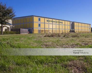 Storage Units for Rent available at 5755 West Fuqua Street, Houston, TX 77085