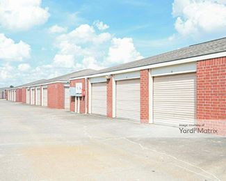 Photo 2 of Devon Self Storage - 9840 Bissonnet Street, Houston, TX