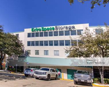 Storage Units for Rent available at 2222 Southwest Fwy, Houston, TX 77098