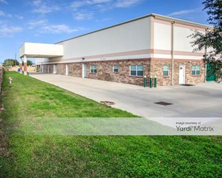 Photo 2 of CubeSmart Self Storage - 102 Benton Road, Rosenberg, TX