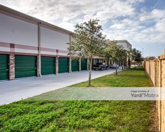 Photo 3 of CubeSmart Self Storage - 102 Benton Road, Rosenberg, TX