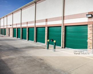 Photo 5 of CubeSmart Self Storage - 102 Benton Road, Rosenberg, TX