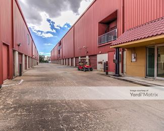 Photo 4 of Extra Space Storage - 3535 Katy Fwy, Houston, TX