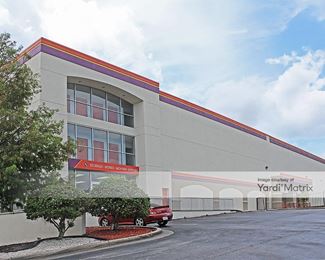 Photo 2 of Public Storage - 199 Missouri Avenue North, Largo, FL