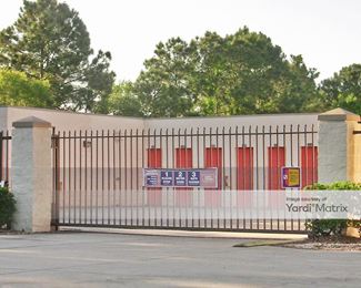 Photo 4 of Public Storage - 1010 West Lumsden Road, Brandon, FL