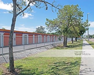 Photo 4 of Public Storage - 1400 34th Street South, St Petersburg, FL