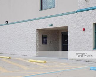 Photo 3 of Extra Space Storage - 2301 West Cleveland Street, Tampa, FL
