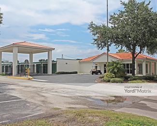 Photo 2 of Extra Space Storage - 18524 US Highway 19 North, Clearwater, FL