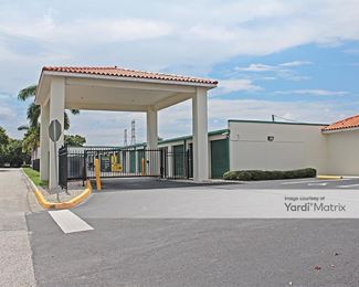 Photo 3 of Extra Space Storage - 18524 US Highway 19 North, Clearwater, FL