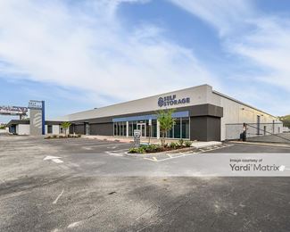 Photo 2 of SecureSpace Self Storage - 16809 US Highway 19 N, Clearwater, FL