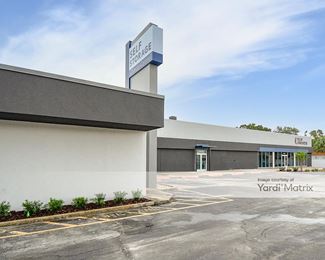 Photo 4 of SecureSpace Self Storage - 16809 US Highway 19 N, Clearwater, FL