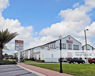 Photo 2 of iStorage - 214 Orange Street, Auburndale, FL