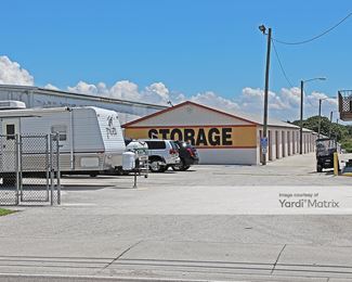 Photo 5 of Master Key Self Storage - 24275 US Highway 19 North, Clearwater, FL