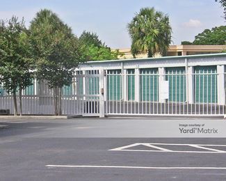 Photo 3 of Super Storage - 5447 Haines Road North, St. Petersburg, FL