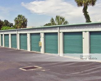 Photo 4 of Super Storage - 5447 Haines Road North, St. Petersburg, FL