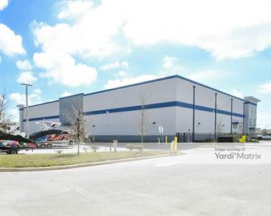 Storage Units for Rent available at 1225 Missouri Avenue North, Largo, FL 33770