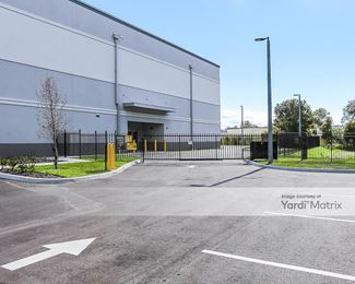 Photo 2 of Extra Space Storage - 5012 West Laurel Street, Tampa, FL