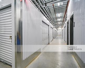 Photo 4 of Extra Space Storage - 10110 Anderson Road, Tampa, FL