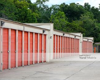 Photo 3 of Public Storage - 235 East Oak Ridge Road, Orlando, FL