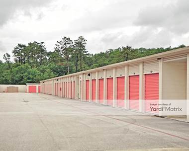 Storage Units for Rent available at 155 South Goldenrod Road, Orlando, FL 32807