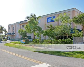 Photo 2 of iStorage - 14 South 20th Street, Cocoa Beach, FL