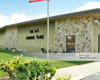 Photo 3 of A/C Storage Place, The - 807 North Cocoa Blvd, Cocoa, FL