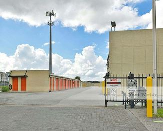 Photo 3 of iStorage - 1404 East Vine Street, Kissimmee, FL