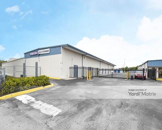 Photo 2 of Store Space Self Storage - 526 Peachtree Street, Cocoa, FL