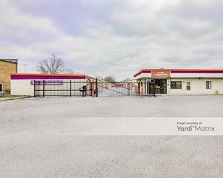 Photo 4 of Public Storage - 11644 South Kedzie Avenue, Merrionette Park, IL