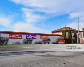 Photo 3 of Public Storage - 2638 North Pulaski Road, Chicago, IL
