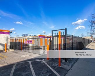 Photo 3 of Public Storage - 4220 West 47th Street, Chicago, IL