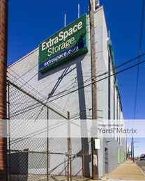 Photo 3 of Extra Space Storage - 2100 West Fullerton Avenue, Chicago, IL