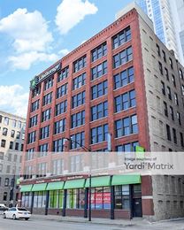 Photo 2 of Extra Space Storage - 333 West Ohio Street, Chicago, IL