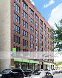 Photo 3 of Extra Space Storage - 333 West Ohio Street, Chicago, IL