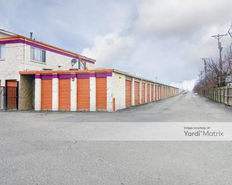 Photo 3 of Public Storage - 7455 South Pulaski Road, Chicago, IL