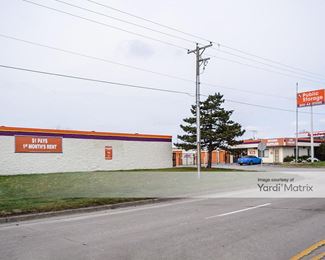 Photo 4 of Public Storage - 12730 South Pulaski Road, Alsip, IL