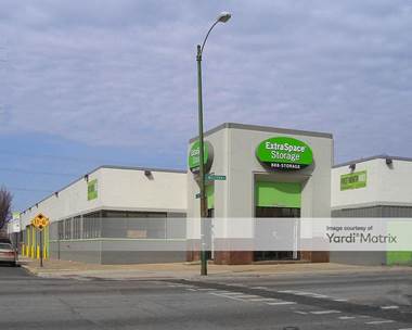 Storage Units for Rent available at 2244 South Western Avenue, Chicago, IL 60608