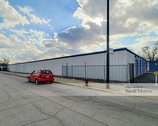 Photo 2 of Metro Self Storage - 1001 East 87th Street, Chicago, IL