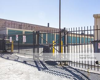 Photo 4 of Chicago Northside Storage - 2946 North Western Avenue, Chicago, IL
