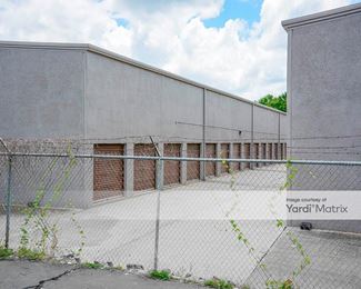 Photo 5 of US Storage Centers - 8500 Cunningham Lake Road, Little Rock, AR