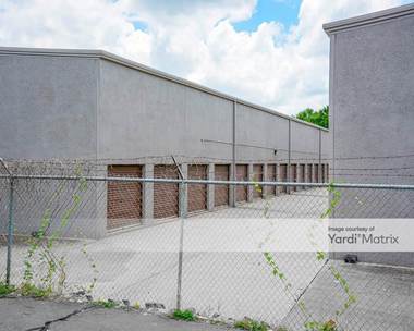 Storage Units for Rent available at 8500 Cunningham Lake Road, Little Rock, AR 72205