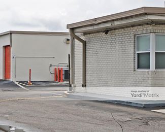 Photo 4 of Public Storage - 1650 West Oakland Park Blvd, Oakland Park, FL