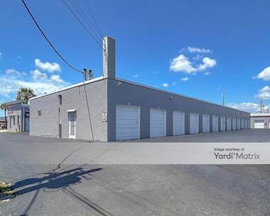 Storage Units for Rent available at 4500 North Dixie Hwy, Oakland Park, FL 33334