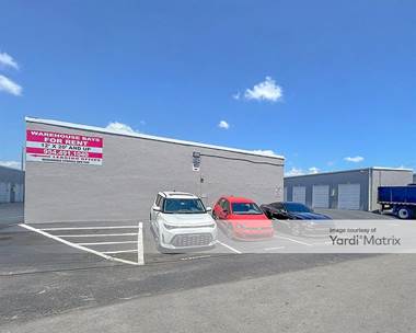 Storage Units for Rent available at 4500 North Dixie Hwy, Oakland Park, FL 33334