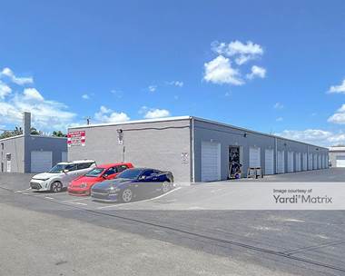 Storage Units for Rent available at 4500 North Dixie Hwy, Oakland Park, FL 33334