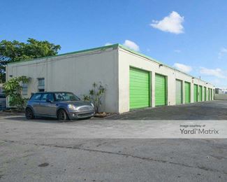 Photo 2 of Extra Space Storage - 521 NE 35th Street, Oakland Park, FL