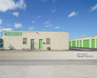 Photo 3 of Extra Space Storage - 521 NE 35th Street, Oakland Park, FL