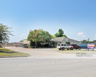 Photo 1 of CubeSmart Self Storage - 5139 East 5th Street, Katy, TX
