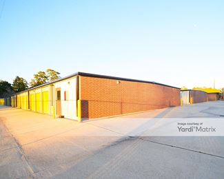 Photo 3 of Storage King USA - 1626 Sawdust Road, The Woodlands, TX